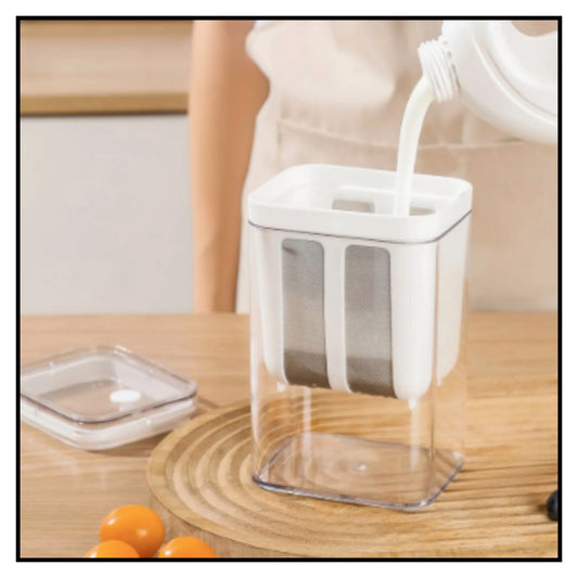 एक महीन जाली वाली छलनी के साथ बहुक्रियाशील दही फ़िल्टर