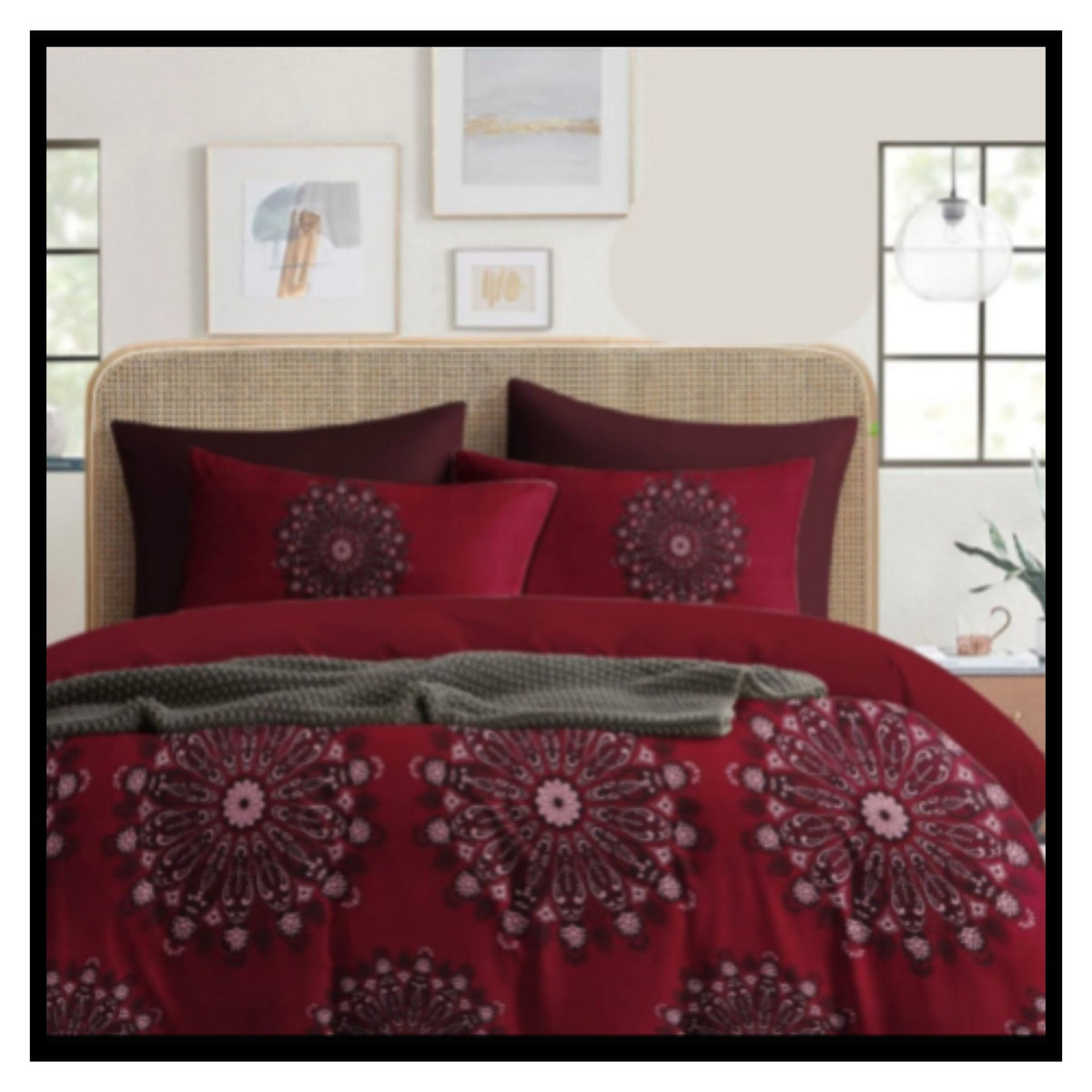 ❤️ Maroon Red Mandala Double Bedsheet with Luxury Hotel Look on Double Bed with 2 Matching Pillow Covers